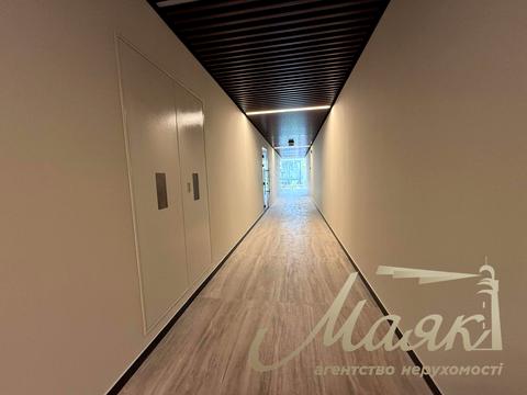 комерційна за адресою Василя Тютюнника вул. (Анрі Барбюса), 39