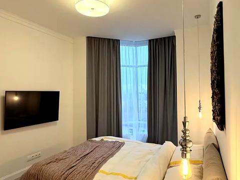 квартира за адресою Авіаконструктора Антонова вул., 2-Б