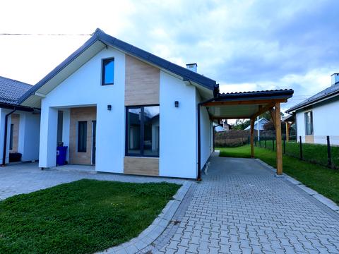 дом по адресу Івасюка