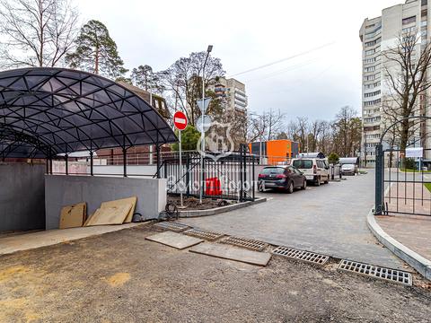 квартира за адресою Живописна вул., 3