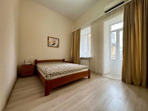 квартира по адресу Базарная ул., 32