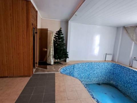 комерційна за адресою Цегельна вул., 50