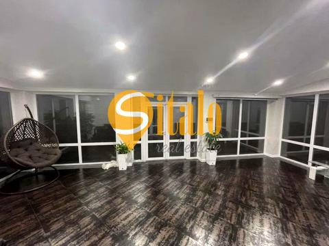 будинок за адресою Набережна