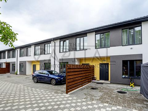 дом по адресу північно-озерна