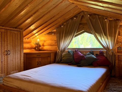коммерческая по адресу с. Богданы, Киевская ул., 5