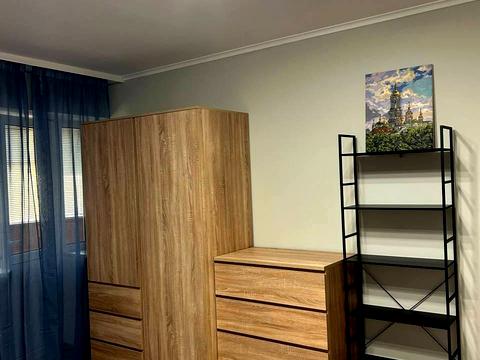 квартира за адресою В'ячеслава Чорновола вул., 30