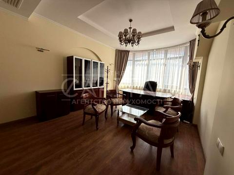 коммерческая по адресу Оболонская набережная ул., 11