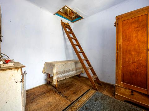 дом по адресу Привокзальна