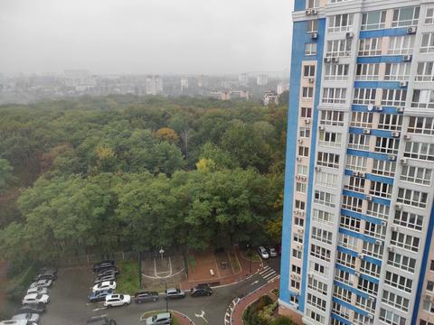 квартира за адресою Авіаконструктора Ігоря Сікорського вул. (Танкова), 1