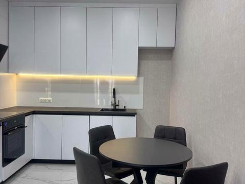 квартира по адресу Краснова ул., 3