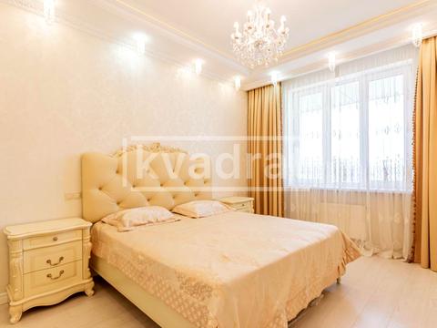 квартира за адресою Дніпровська набережна вул., 14-Б