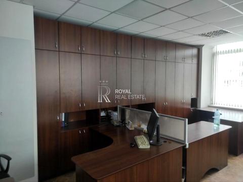 комерційна за адресою Кудрявський узвіз, 7