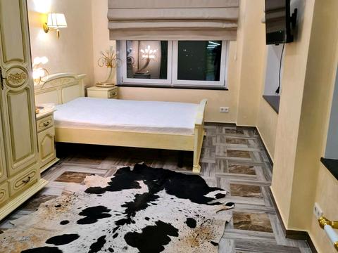 квартира за адресою Дмитра Яворницького просп. (Карла Маркса), 72-Б