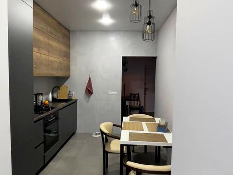 квартира за адресою Михайла Грушевського вул., 39/3, корп. 1-4