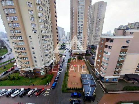 квартира по адресу Драгоманова ул., 18