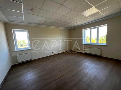 комерційна за адресою Велика Окружна вул., 3
