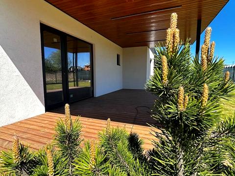 будинок за адресою Амосова