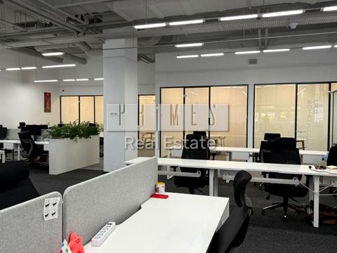 комерційна за адресою Сім'ї Прахових вул. (Гайдара), 58