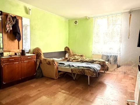 будинок за адресою Вишнева, 8