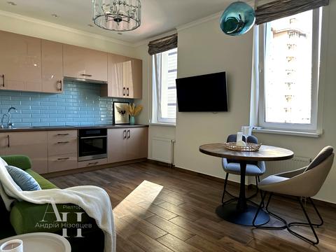 квартира по адресу Василия Тютюнника ул. (Анрі Барбюса), 37/1