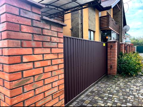 будинок за адресою 6 Лінія