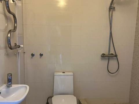 квартира по адресу Строителей ул., 11