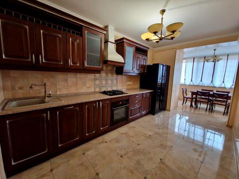 квартира за адресою Боголюбова вул., 16