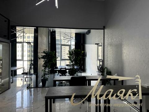 комерційна за адресою Михайла Бойчука вул. (Кіквідзе), 41-Б