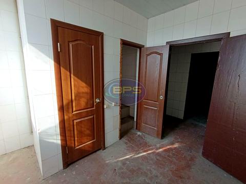 комерційна за адресою Отамана Головатого вул., 84