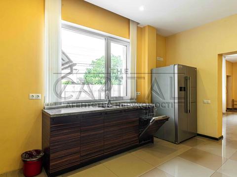 будинок за адресою 12-та лінія вул.