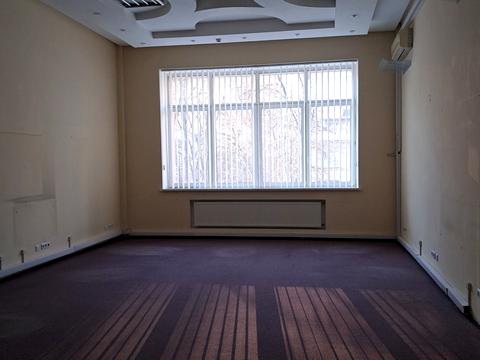 комерційна за адресою Олександра Кониського вул., 28А-30А