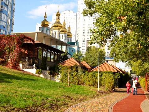 квартира за адресою Амвросія Бучми бульв., 8
