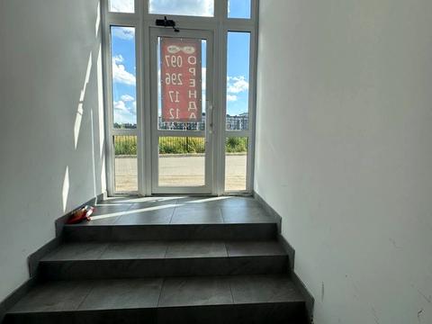 комерційна за адресою Боголюбова вул., 39