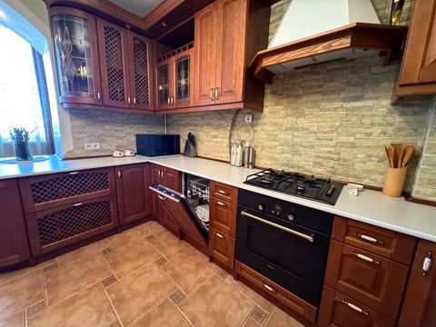 квартира за адресою Залізнична вул., 9