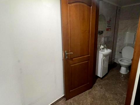 комерційна за адресою Богдана Хмельницького вул., 53