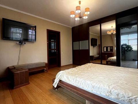 будинок за адресою Сонячна вул.