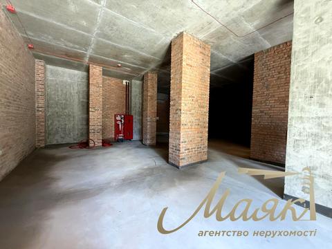 комерційна за адресою Василя Тютюнника вул. (Анрі Барбюса), 39