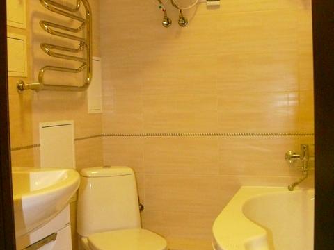 квартира за адресою Анни Ахматової вул., 22