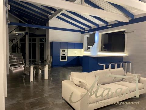 будинок за адресою Стежки вул., 30