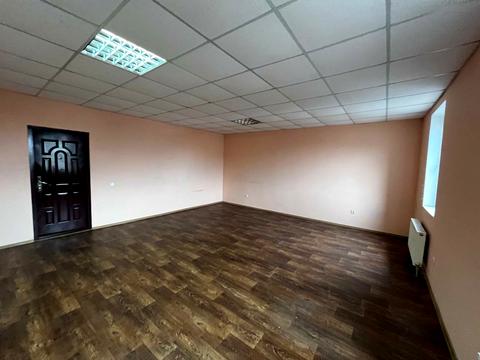 комерційна за адресою Миру просп., 40