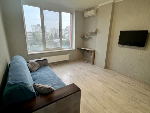 квартира за адресою Богатирська вул., 6-А