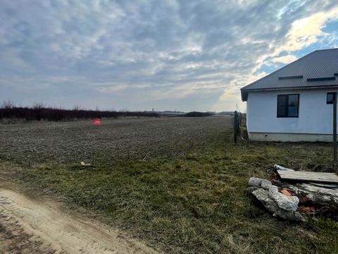 ділянка за адресою с. Сторожниця, 