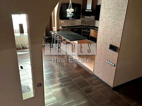 будинок за адресою 139-та Садова вул.