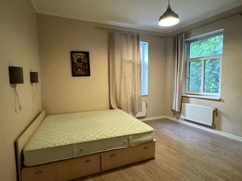 квартира за адресою Кирилівська вул. (Фрунзе), 31-Б