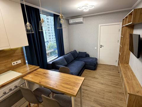 квартира за адресою Салютна вул., 2к3