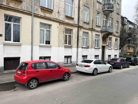 комерційна за адресою Богдана Котика вул., 3