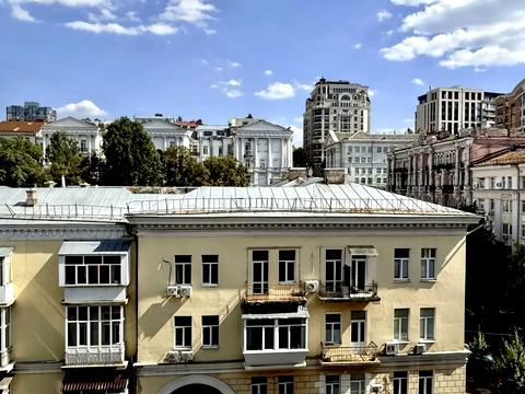 квартира за адресою Хрещатик вул. (Kreschatic), 21