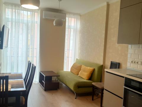 квартира за адресою Регенераторна вул., 4