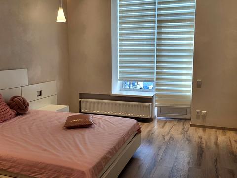 квартира за адресою Милорадовичів вул. (Петровського), 55