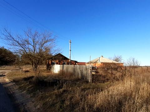 будинок за адресою Центральна, 1